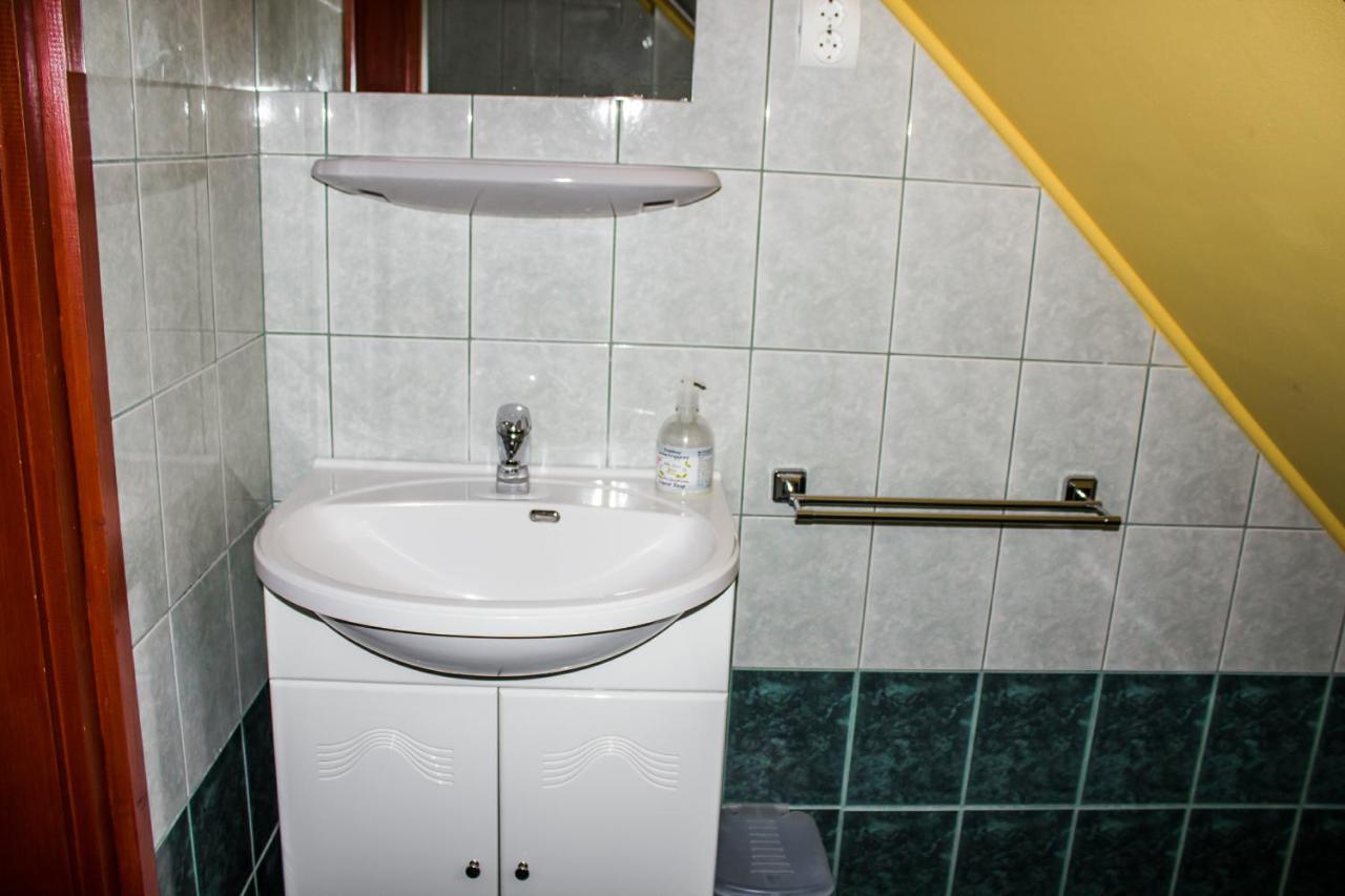 Nexus Vendégház Szeged Esterno foto